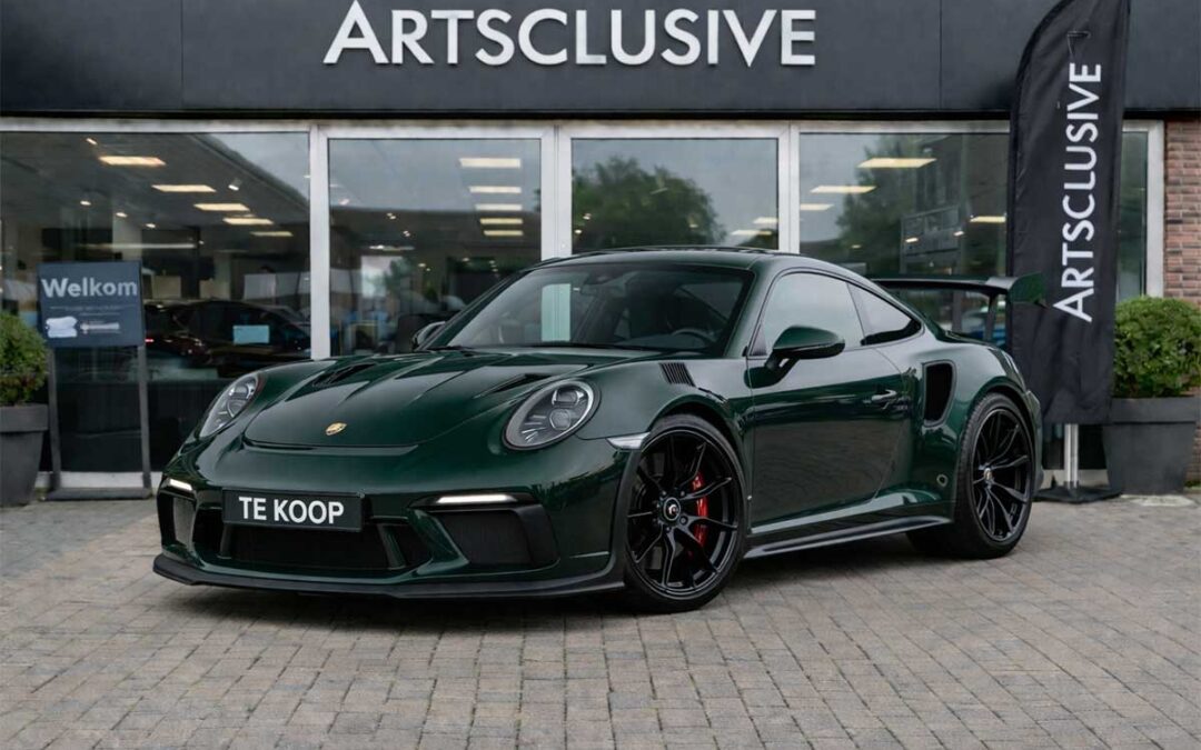 Porsche GT3RS 4.0 Weissach Package